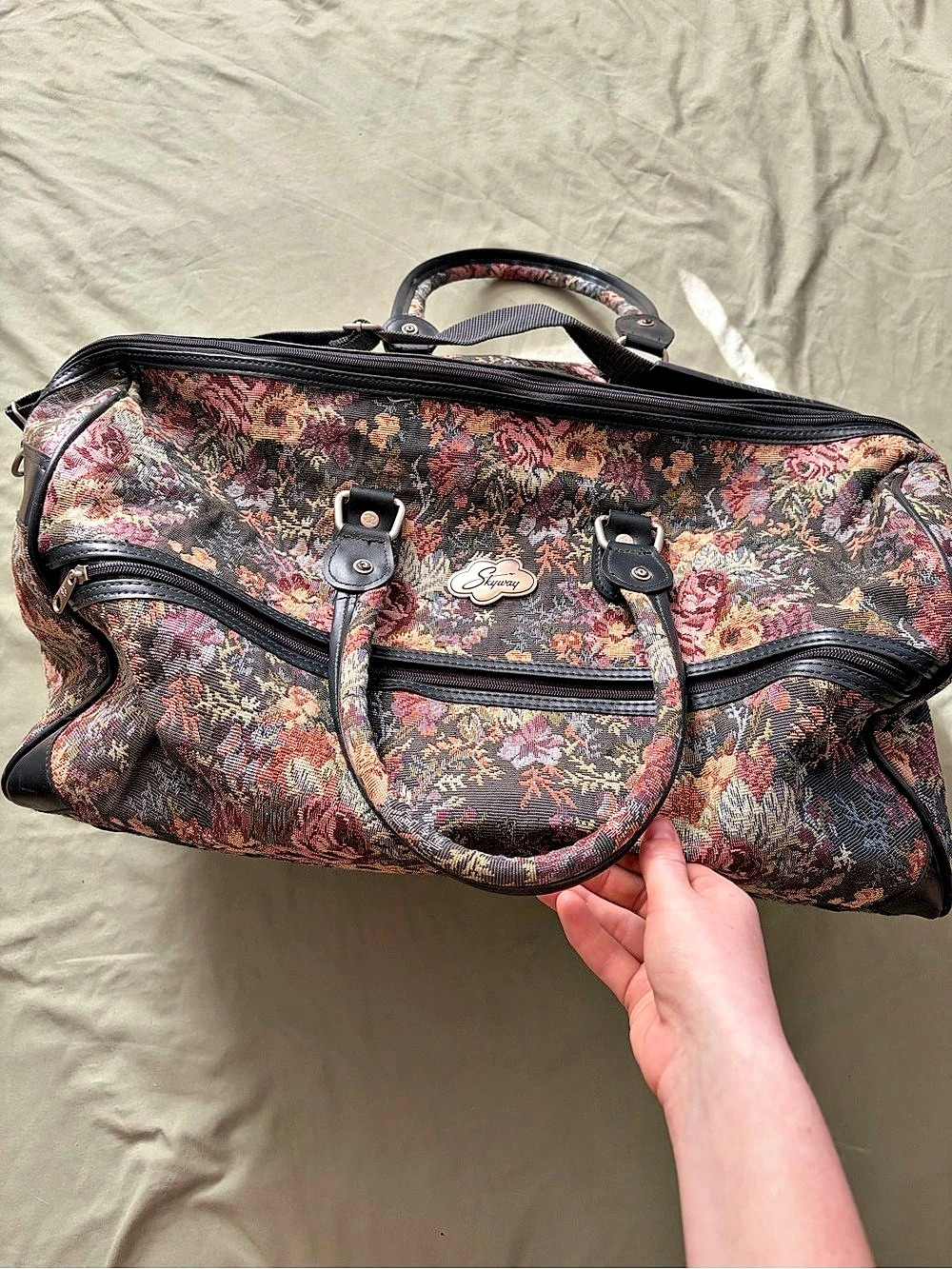 Vintage Skyway Floral Travel Duffel in Black & Pink